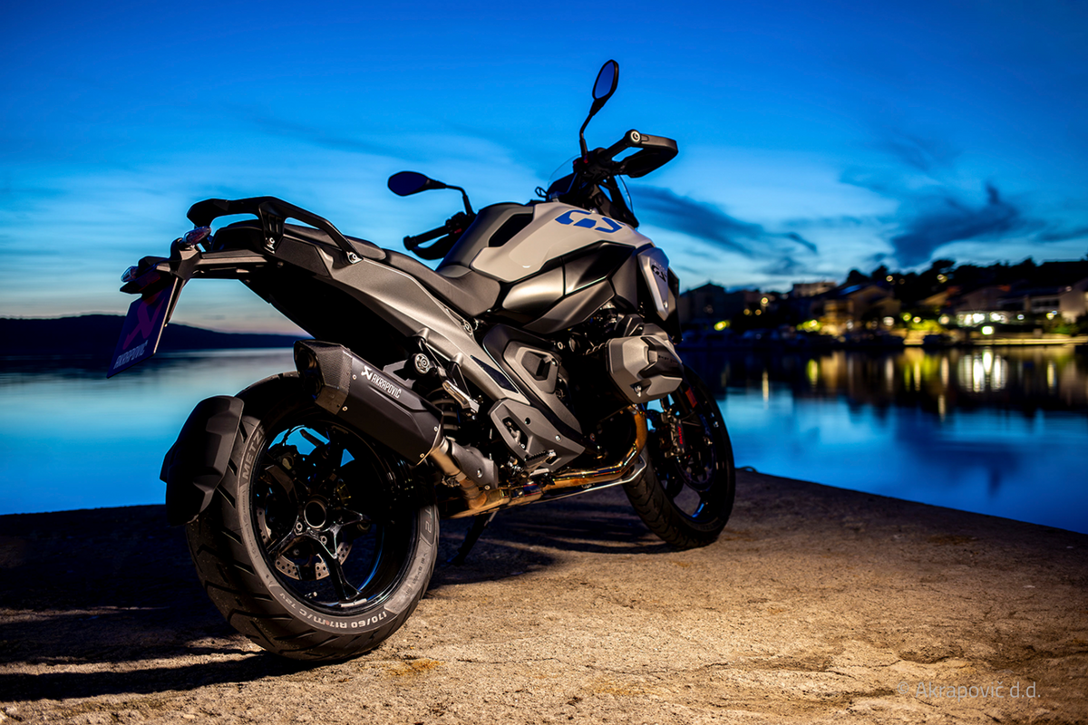 Akrapovic - S-B13SO4-HJGTBL - Slip-On Line Muffler - Titanium - Black - BMW R 1300 GS