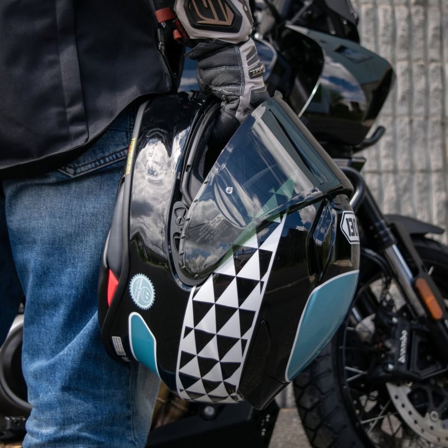 SHOEI - RF-1400 Shakin' Speed - TC2