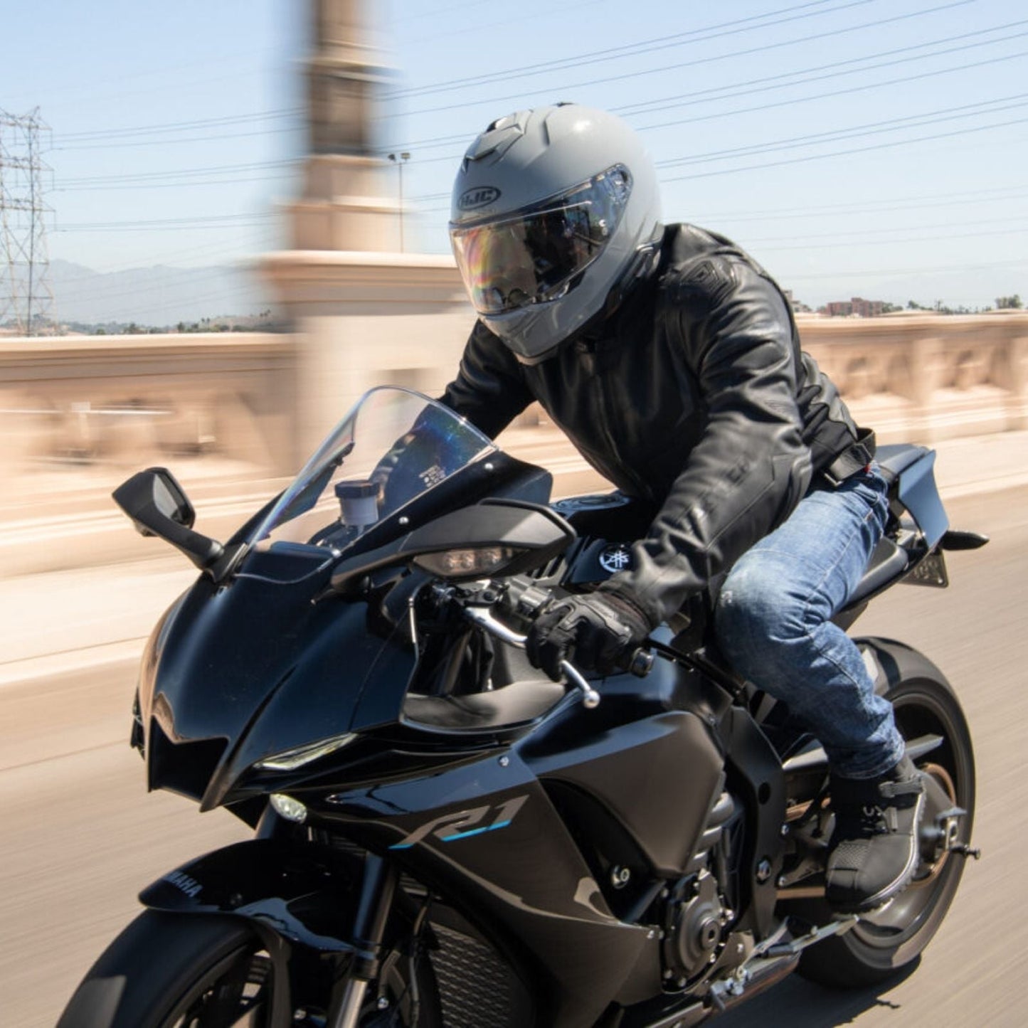 HJC - i71 - BLACK