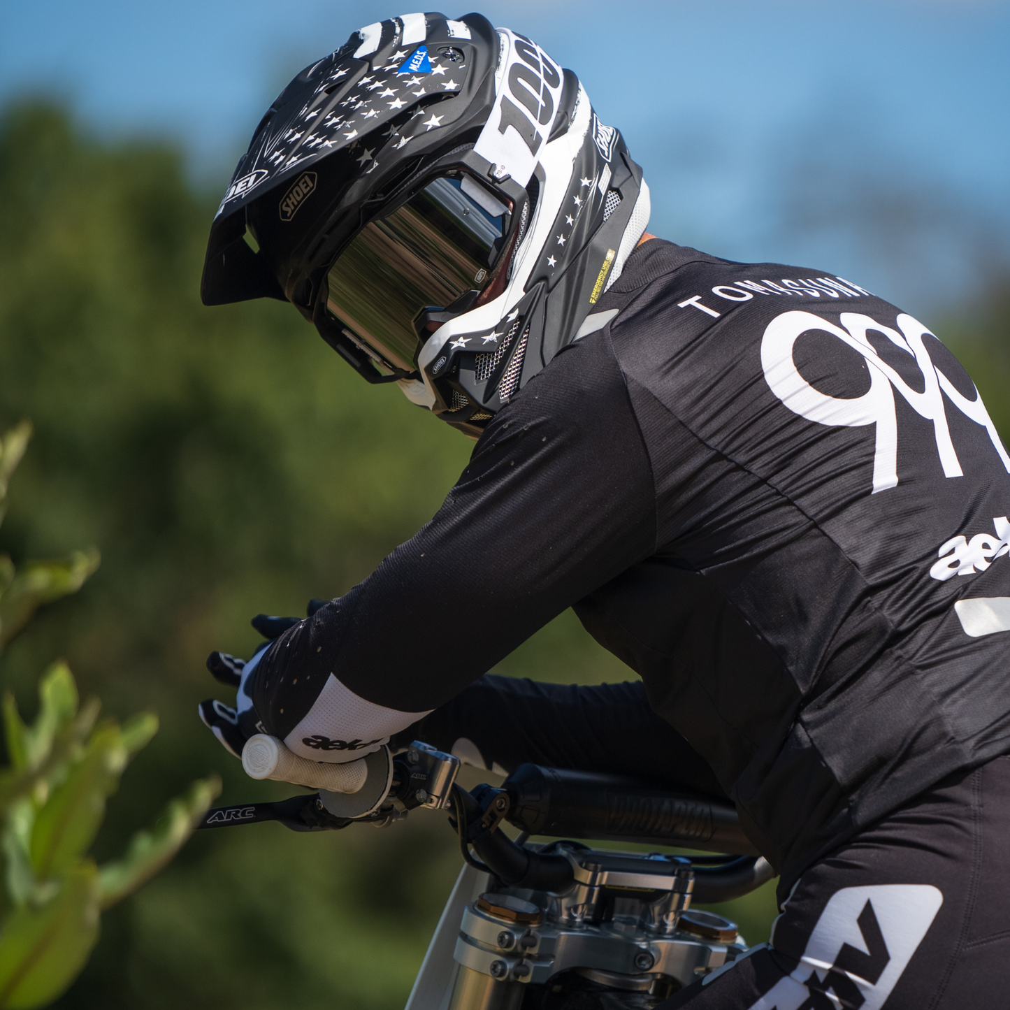 SHOEI - VFX-EVO Faithful 2 - BLACK/WHITE (TC5)